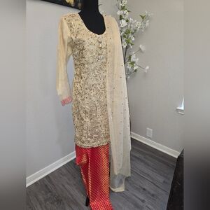 Indian/Pakistani Embroided Wedding/party Dress